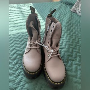 LIMITED EDITION! Dr. Martens Jadon Platform Boot (Women) Light lavender size 8US